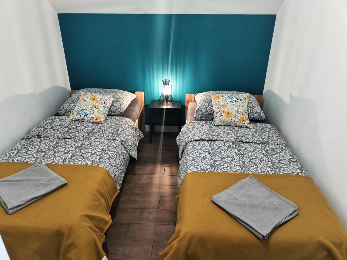 Apartamenty Jodlowa - Bilard - Bawialnia - Krolikarnia Krajno-Zagorze Dış mekan fotoğraf